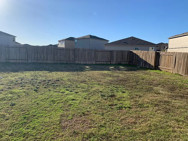 217 Denson Ln — Photo 25
