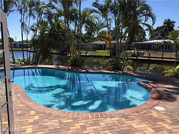 5820-H10045424_L01_22