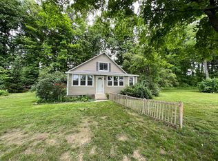 180 Amherst Rd, Sunderland, MA 01375