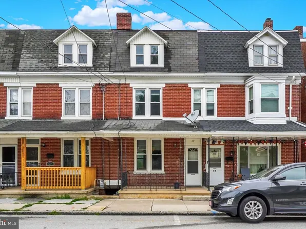 47 W Gay St, Red Lion, PA 17356
