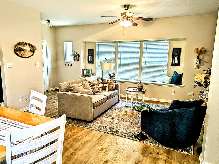 Fort Griffin Dr — Photo 10