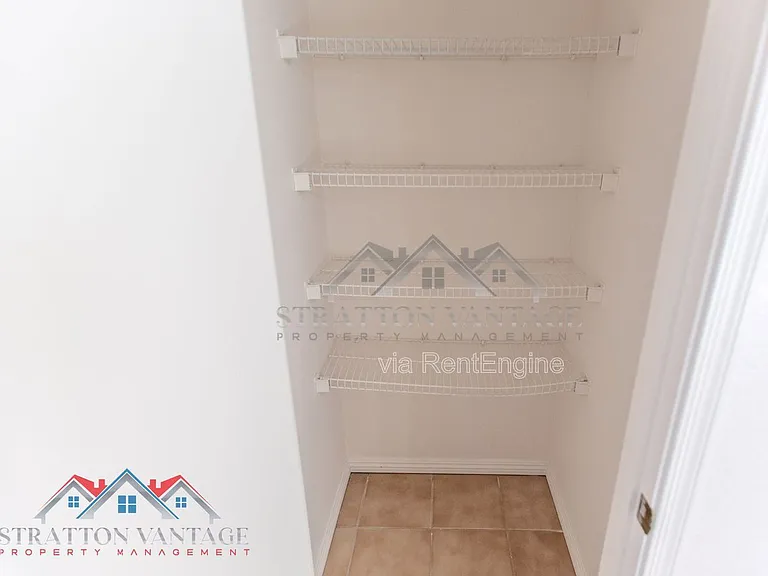 5706 N 74th Dr — Photo 38