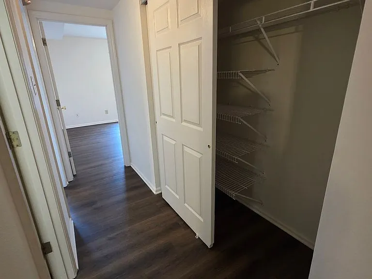 Autumn Ridge — Photo 15