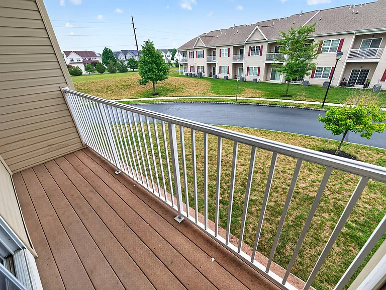 406 Degas Ct — Photo 13