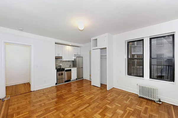 Rented by Aether Property Group | media 20