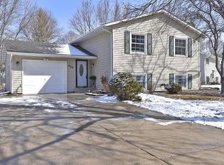 504 Wilson Ct, Northfield, MN 55057