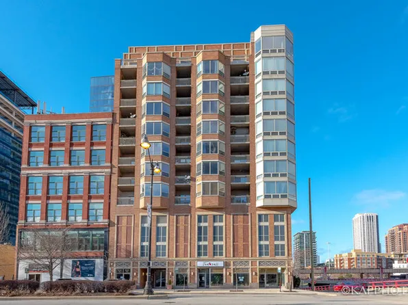720 W Randolph St APT 908, Chicago, IL 60661