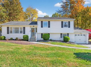 14 Somerset Dr, Washingtonville, NY 10992