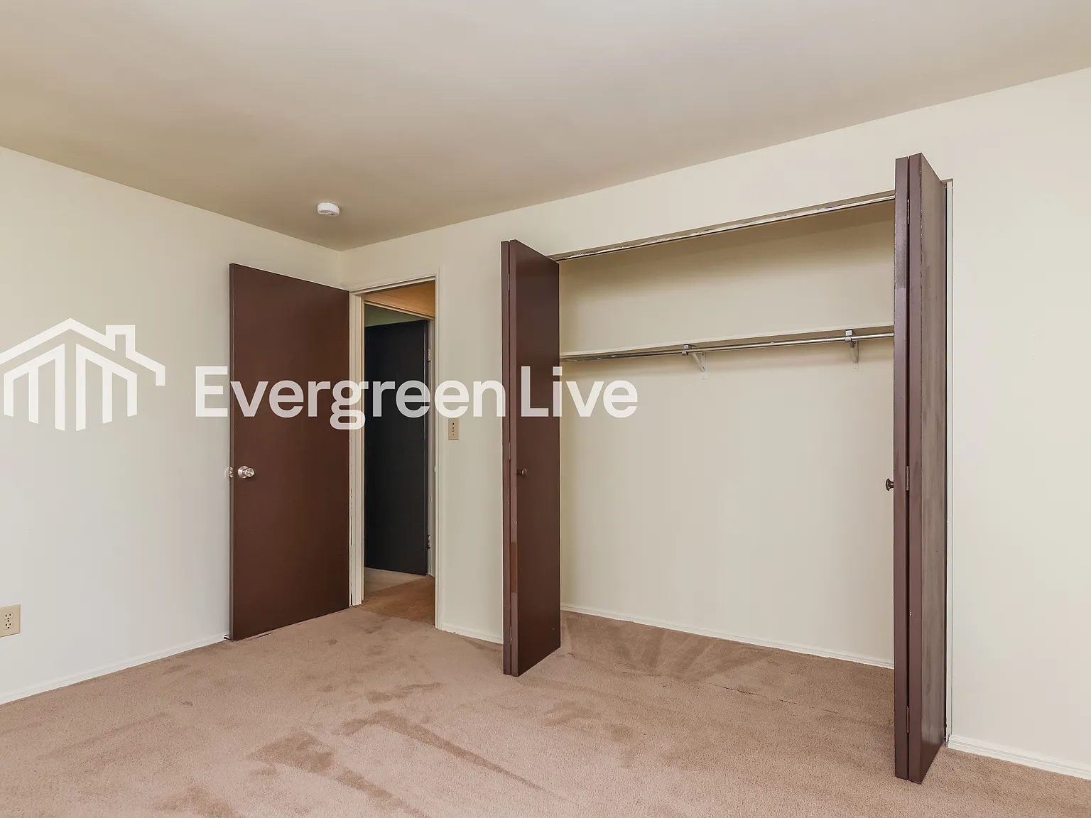 3 bed, 2.0 bath, 1757 sqft, $1,645 — Photo 4