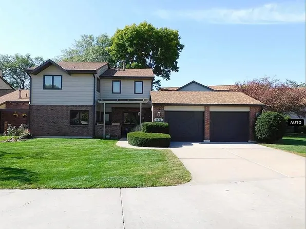 1511 Stagecoach Rd, Grand Island, NE 68801