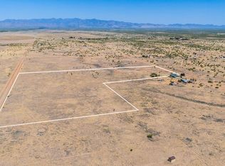 E Chiricahua Dr, Pearce, AZ 85625
