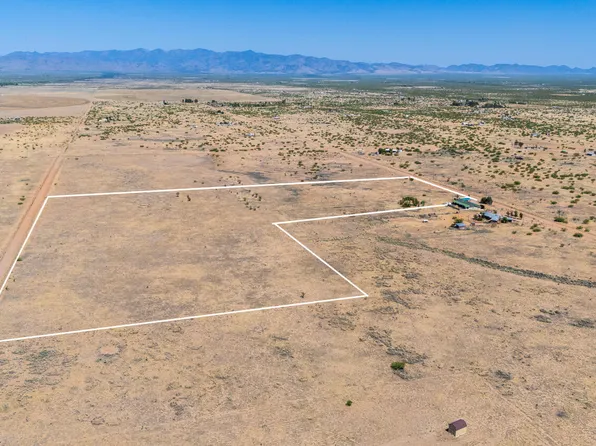 E Chiricahua Dr, Pearce, AZ 85625