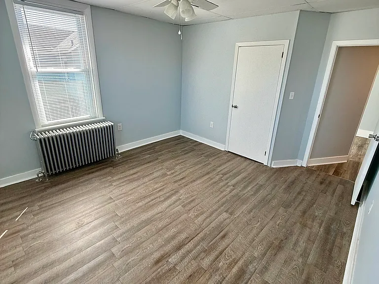 242 Washington Blvd #1/2 — Photo 23
