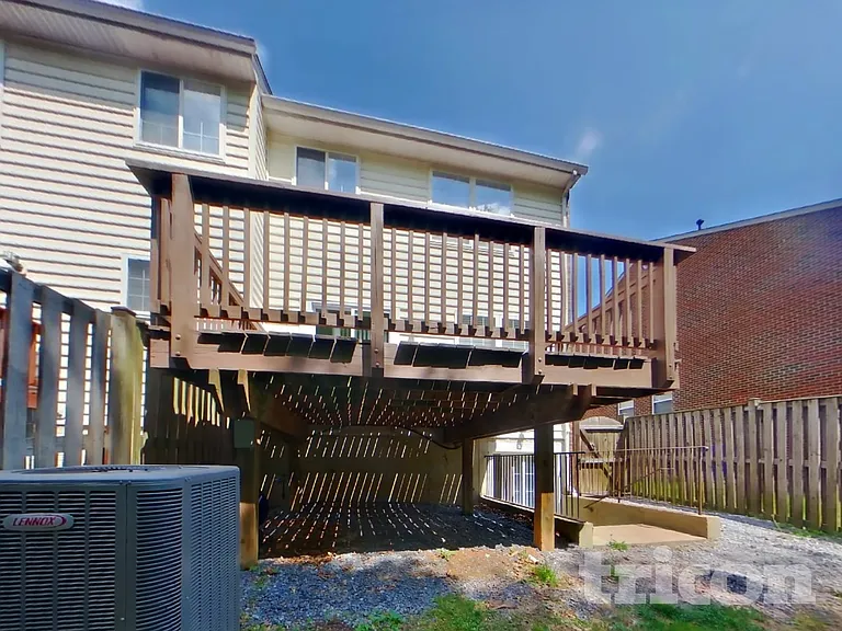 10930 W Point Pl — Photo 12