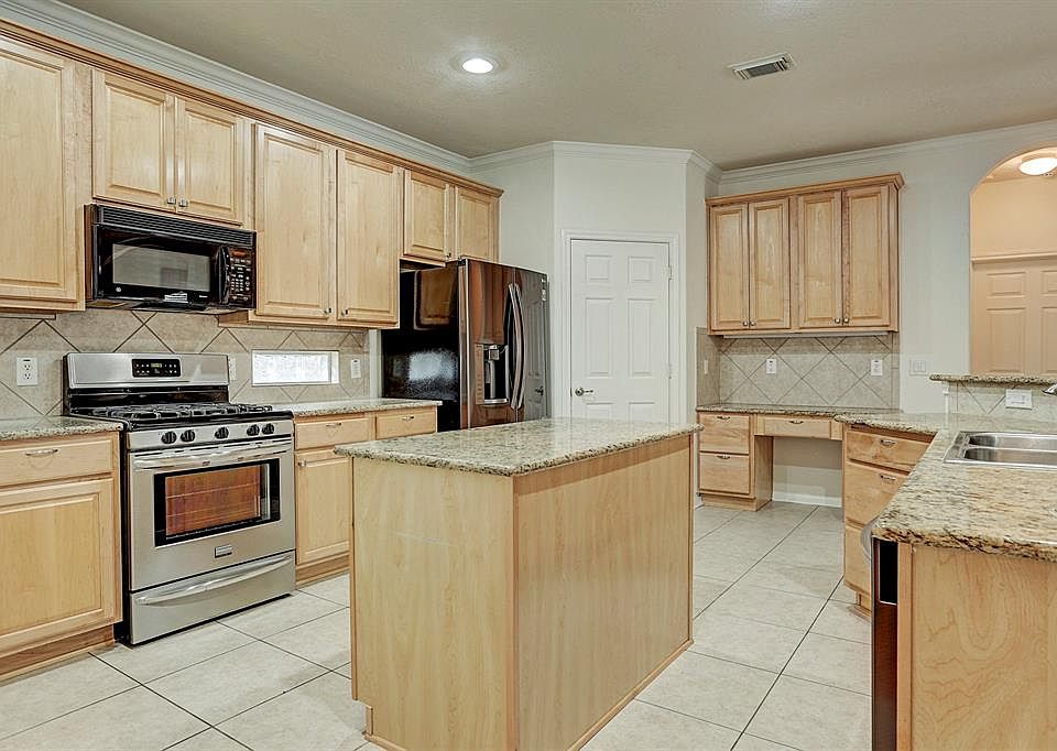 1st image of 1319 Varese Dr