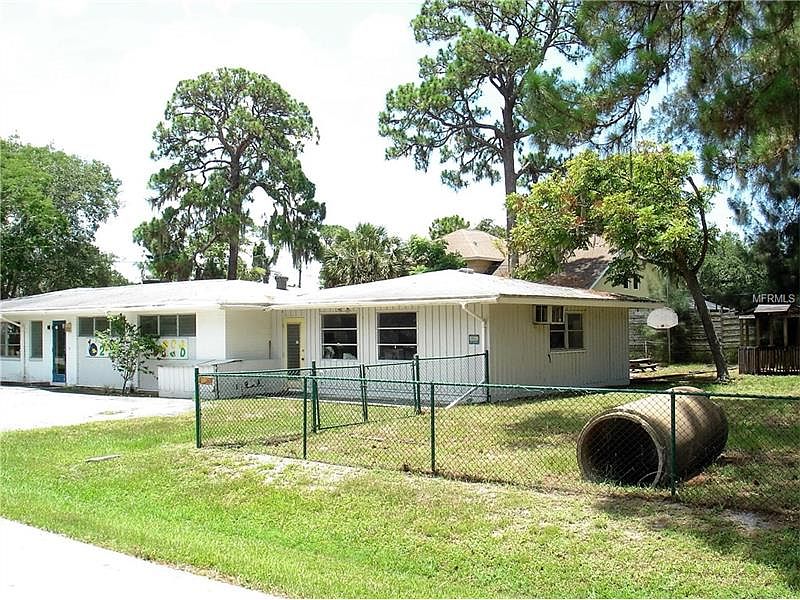 2nd image of 5001 Riverwood Ave