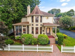 270 Ocean St, Lynn, MA 01902