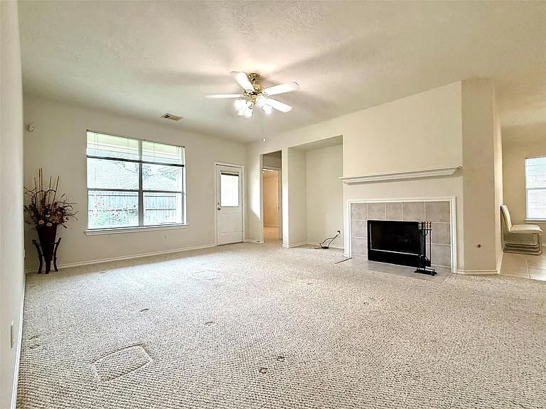 5610 Gaffney Ln — Photo 13