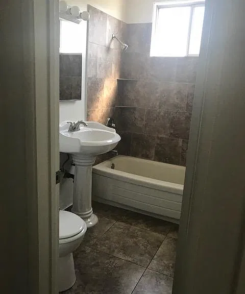 6050 Kingman Ave #8 — Photo 3