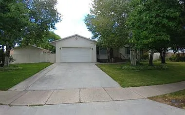 3 bed, 1400 sqft, $2,000 — Photo 1