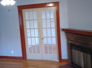 1009 Smith Ave, Lansing, MI 48910