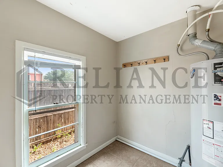 1843 S Pattie St — Photo 14