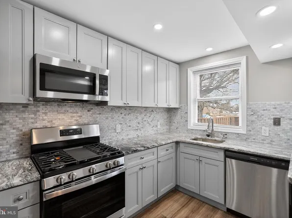 1017 Tyson Ave, Philadelphia, PA 19111