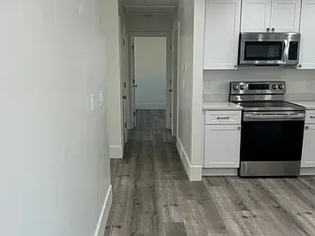 4 bed, 1474 sqft, $2,995 — Photo 4