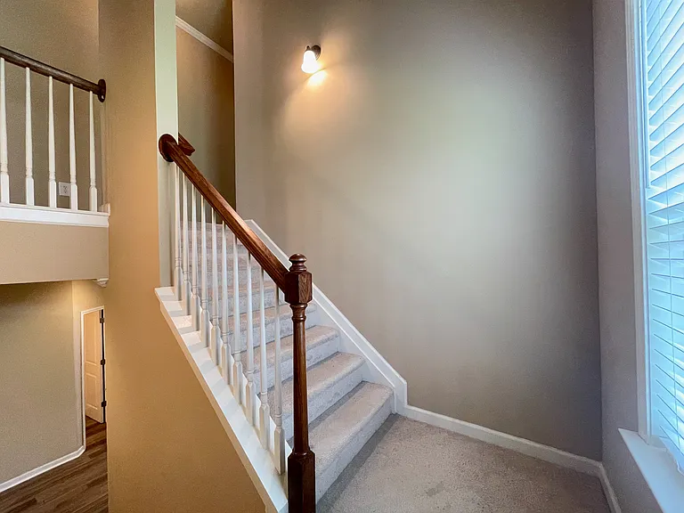 989 Parkside Wood Ct — Photo 15
