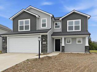 4046 Shadowood Lakes Trl, Fort Wayne, IN 46818