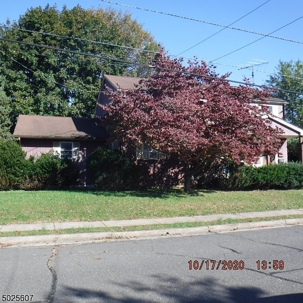2nd image of 151 S 12th Ave