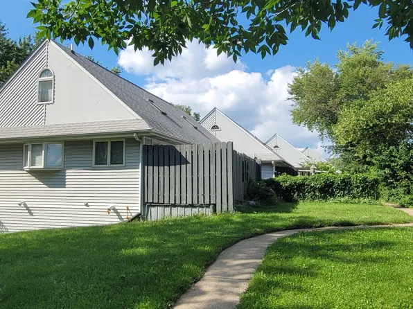 4112 Laramie Ln APT 5, Rockford, IL 61108