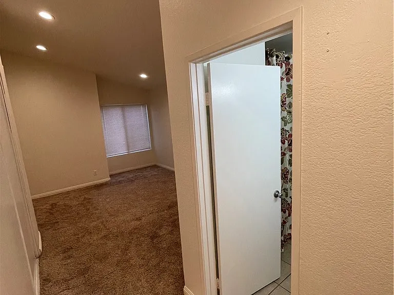 2819 Juniper Dr — Photo 9