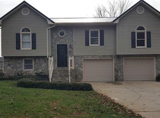 1435 Baton School Rd, Granite Falls, NC 28630