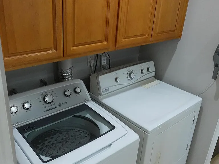 1006 Maertin Ln — Photo 13