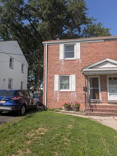 759 W Scott Ave Photo 1