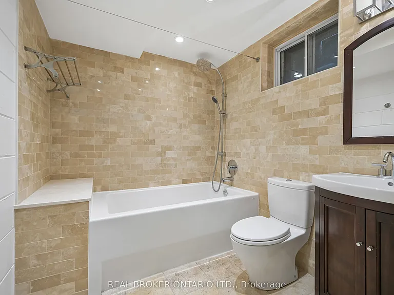77 Norgrove Cres — Photo 23
