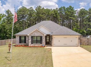 18323 Timber Oaks Dr, Lindale, TX 75771