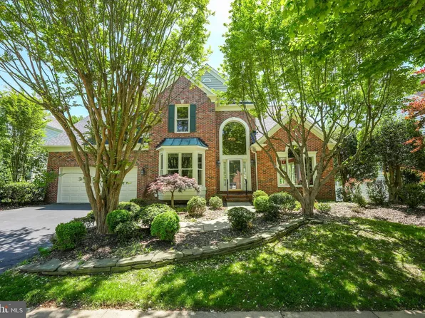 9722 Clagett Farm Dr, Potomac, MD 20854