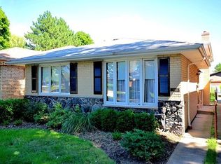 2421 Forest Ave, North Riverside, IL 60546