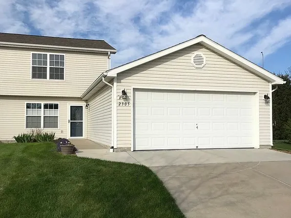2305 Ramsey Rd, Lincoln, NE 68524