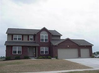 1955 Cathedral Dr, Hamilton, OH 45013