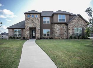 224 Essex Dr, Bullard, TX 75757