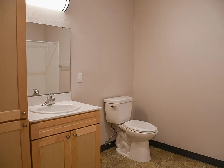 Kirkland Heights Apartments — Photo 23
