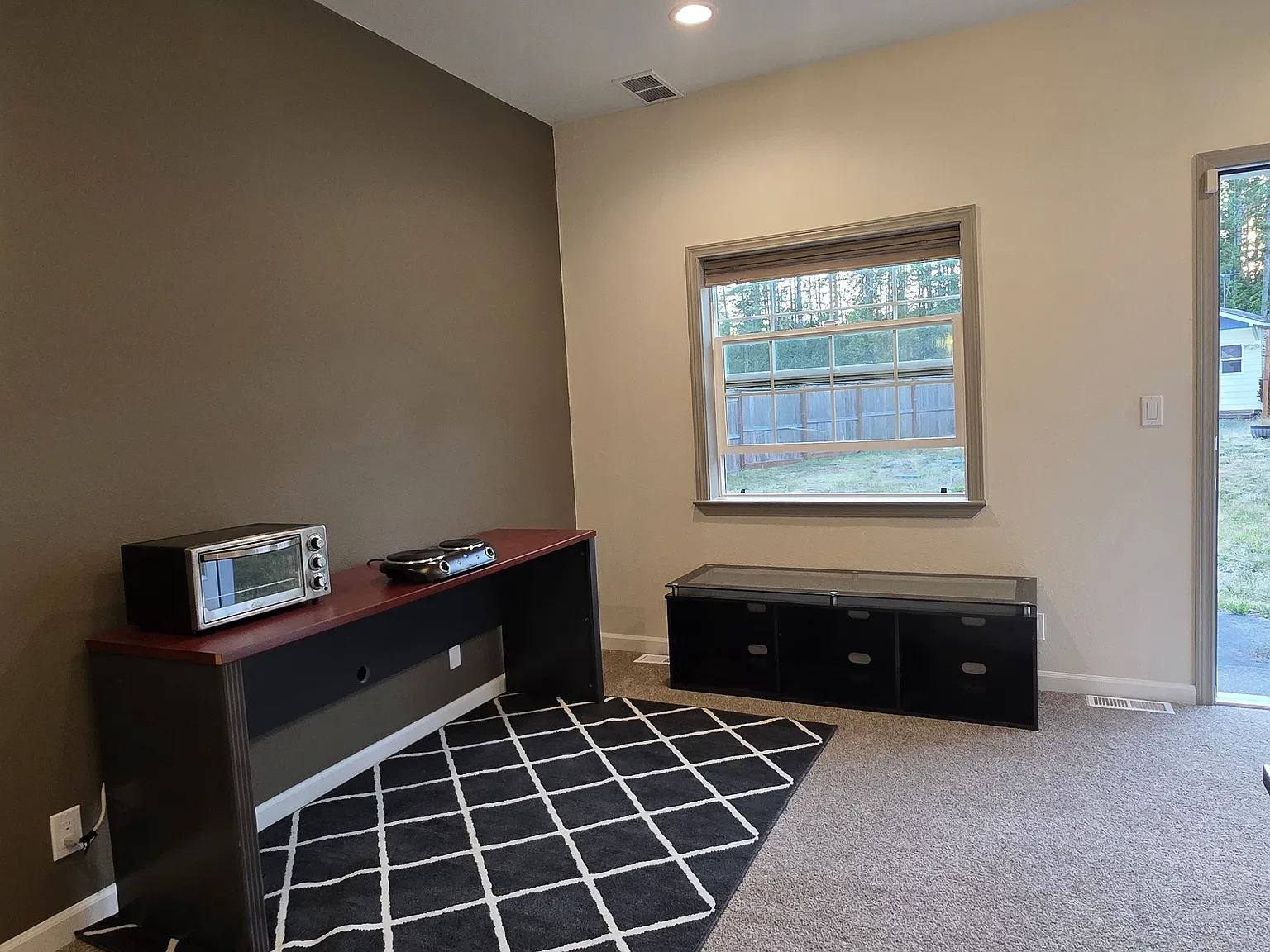 386 Knapp Rd — Photo 4