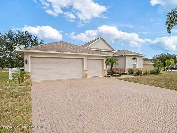 2nd image of 4925 Brightstone Pl