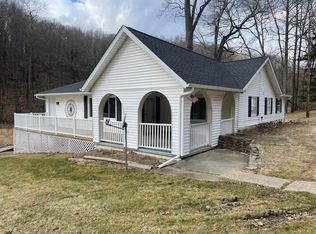 6544 Saint Peters Church Rd NW, Dover, OH 44622