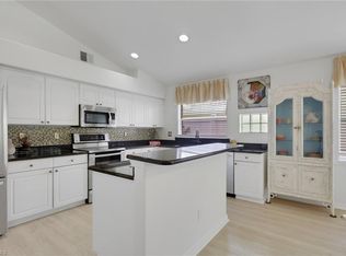 1242 Silverstrand DR, NAPLES, FL 34110