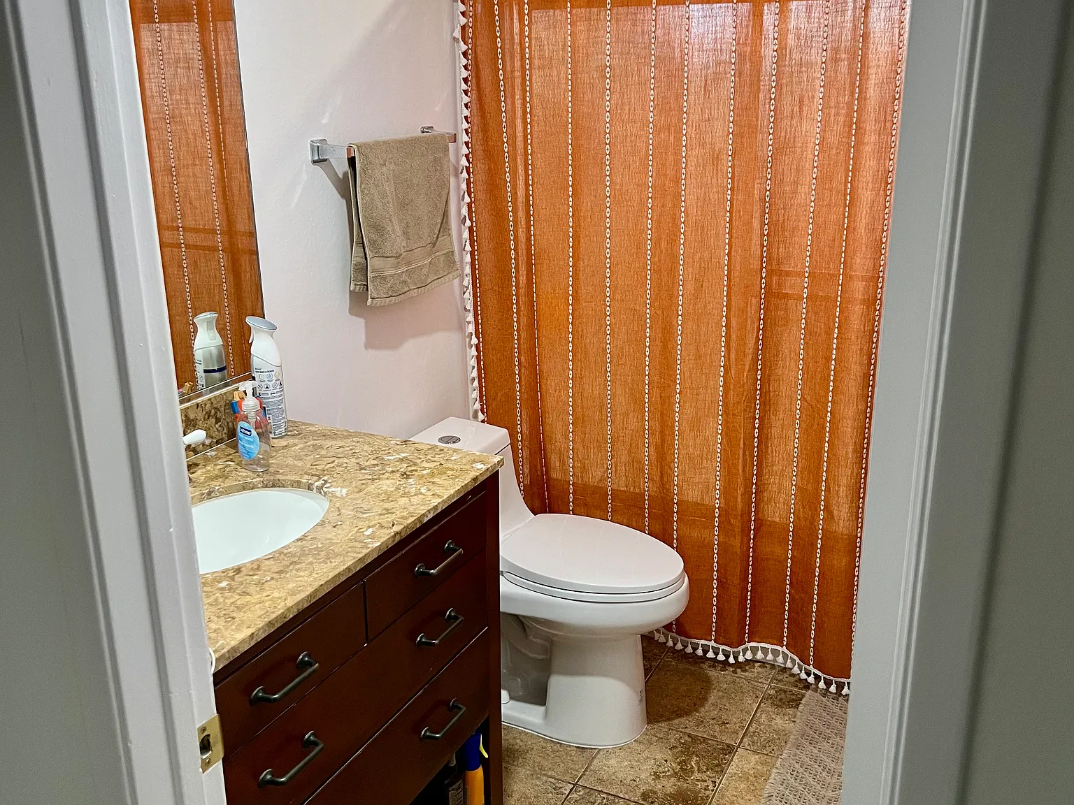 2 bed, 1.5 bath, $1,350 — Photo 3