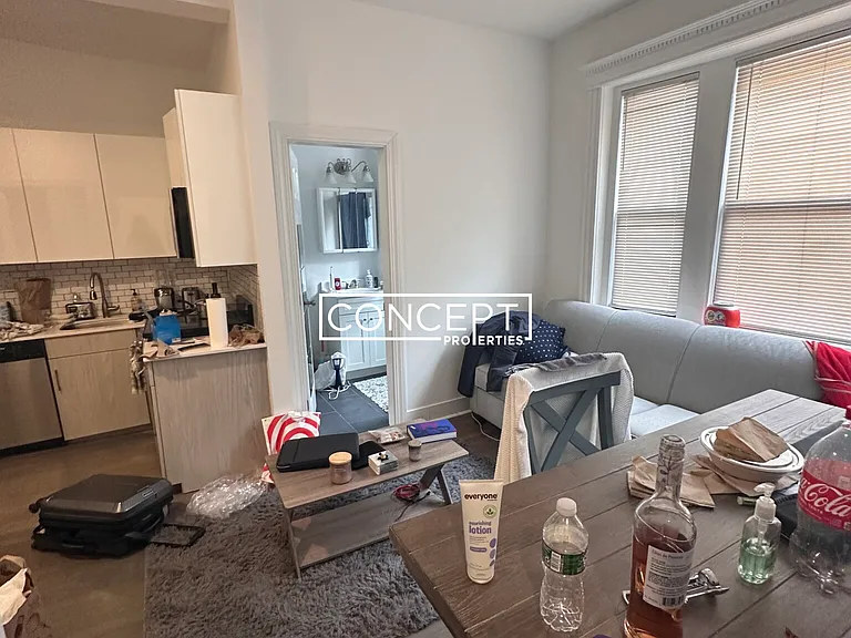 11 Queensberry St #4CP — Photo 4
